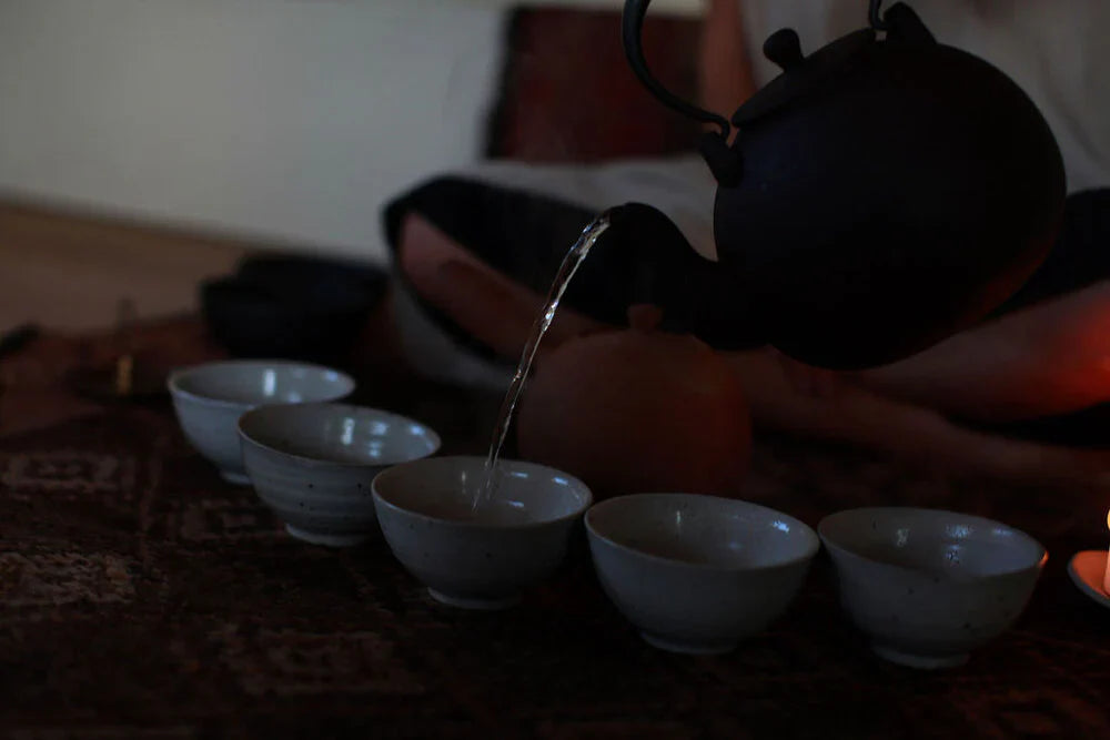 The Feminine Energy of Tea: Yin Practices with Teahuntress