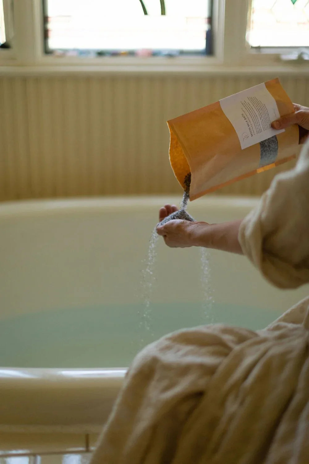 Creating a Moon-Themed Bath Ritual: Aligning with Lunar Cycles