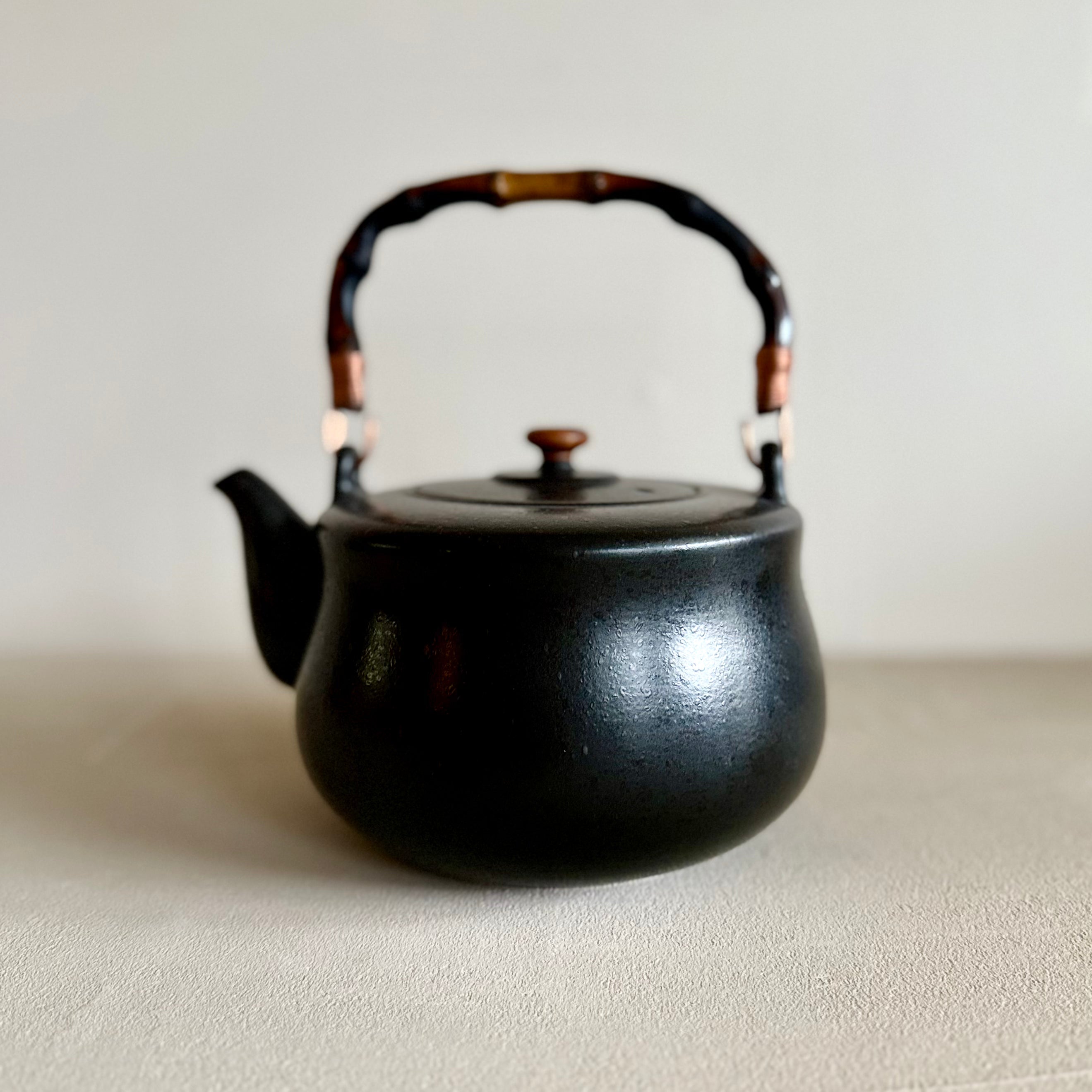 Karhu Kettle-Tea Huntress